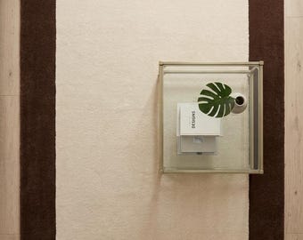 Handtuftad ullmatta med brun kant | Minimalistisk modern matta | Skandinavisk vardagsrumsmatta | 13x18 cm | 16x23 cm | 20x25 cm