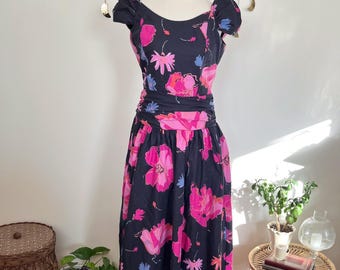 Vintage Laura Ashley Floral Cotton Dress – 1980s Made in UK