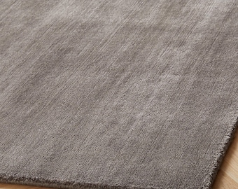 Handloom Charcoal Grey Silk Rug - Modern Plain Luxury Decor