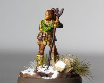 Tasslehoff Burrfoot Kender Halfling Thief Miniature – Hand Painted DnD Mini Daggerheart Pathfinder Tabletop Ready RPG Figure