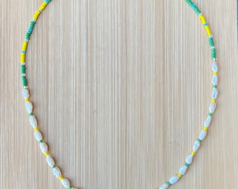 Pearl Necklace, Pearls with Seed Beads, Green and Yellow seed bead Necklace, Gemstone, Freshwater Pearls, Gift for Girls, Fall Necklace.