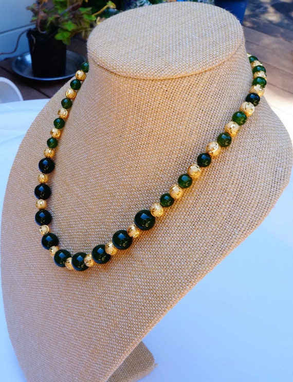 Jade Necklace, Graduated Jade Beads, Jade and Gold Beads Necklace, Semi  Precious Bead Necklace, Gemstone Bead Jewelry, Green Necklace 