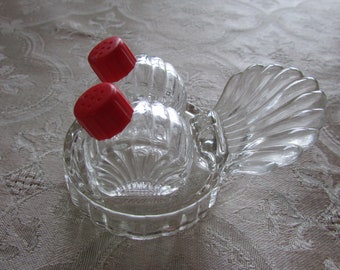 Vntg Mid Century Cut Glass Salt and Pepper Shaker Dining Serving Seashell