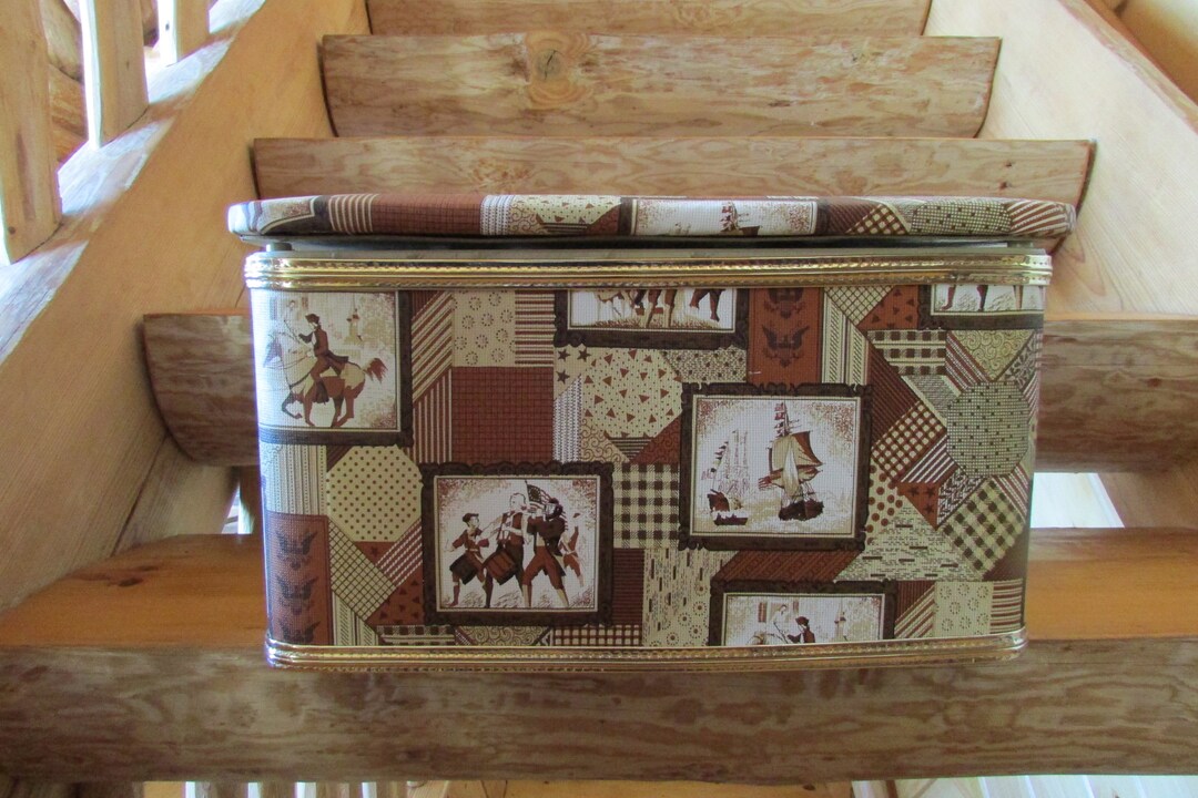 Burlington Basket Company Burlington Iowa Brown and White Storage Box