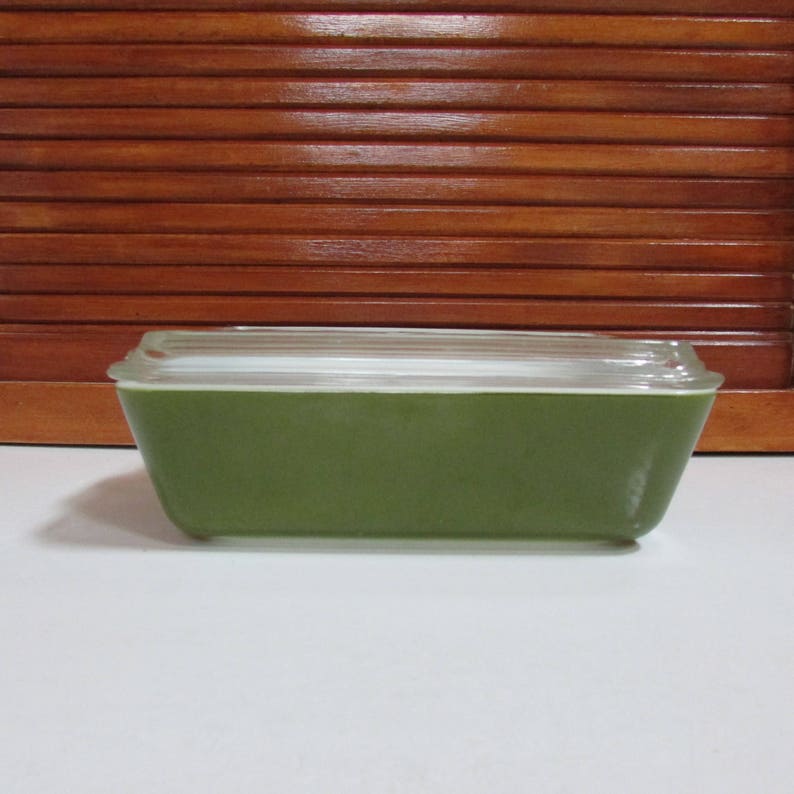Pyrex Green 1.5 Quart Casserole with Lid
