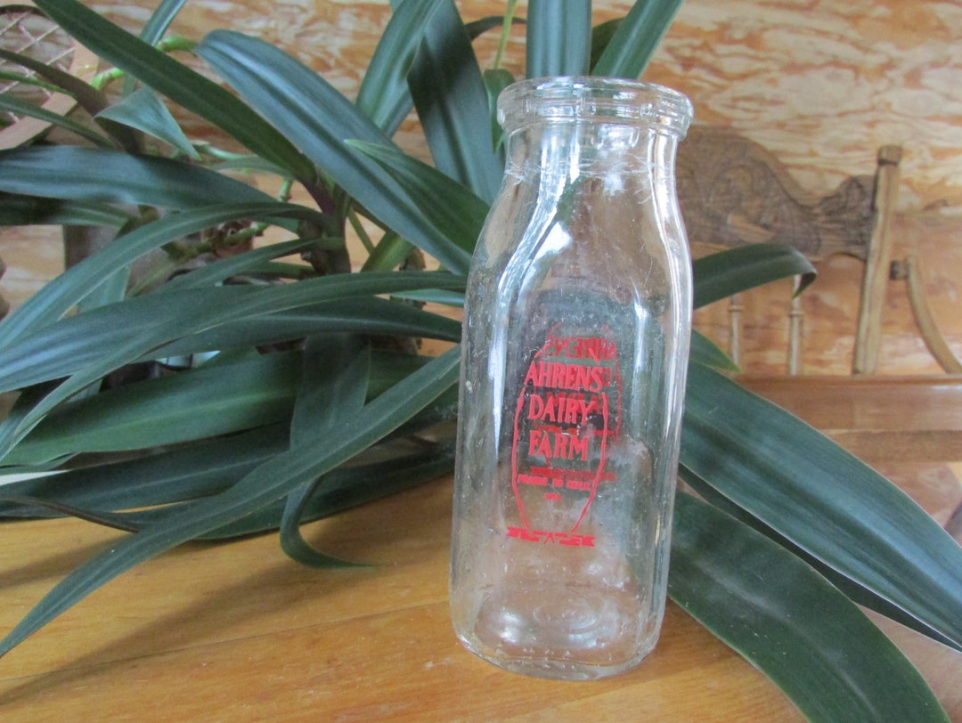 Vintage Milk Bottle Wisconsin Dairyahrens Dairy Farmprairie Du Chien
