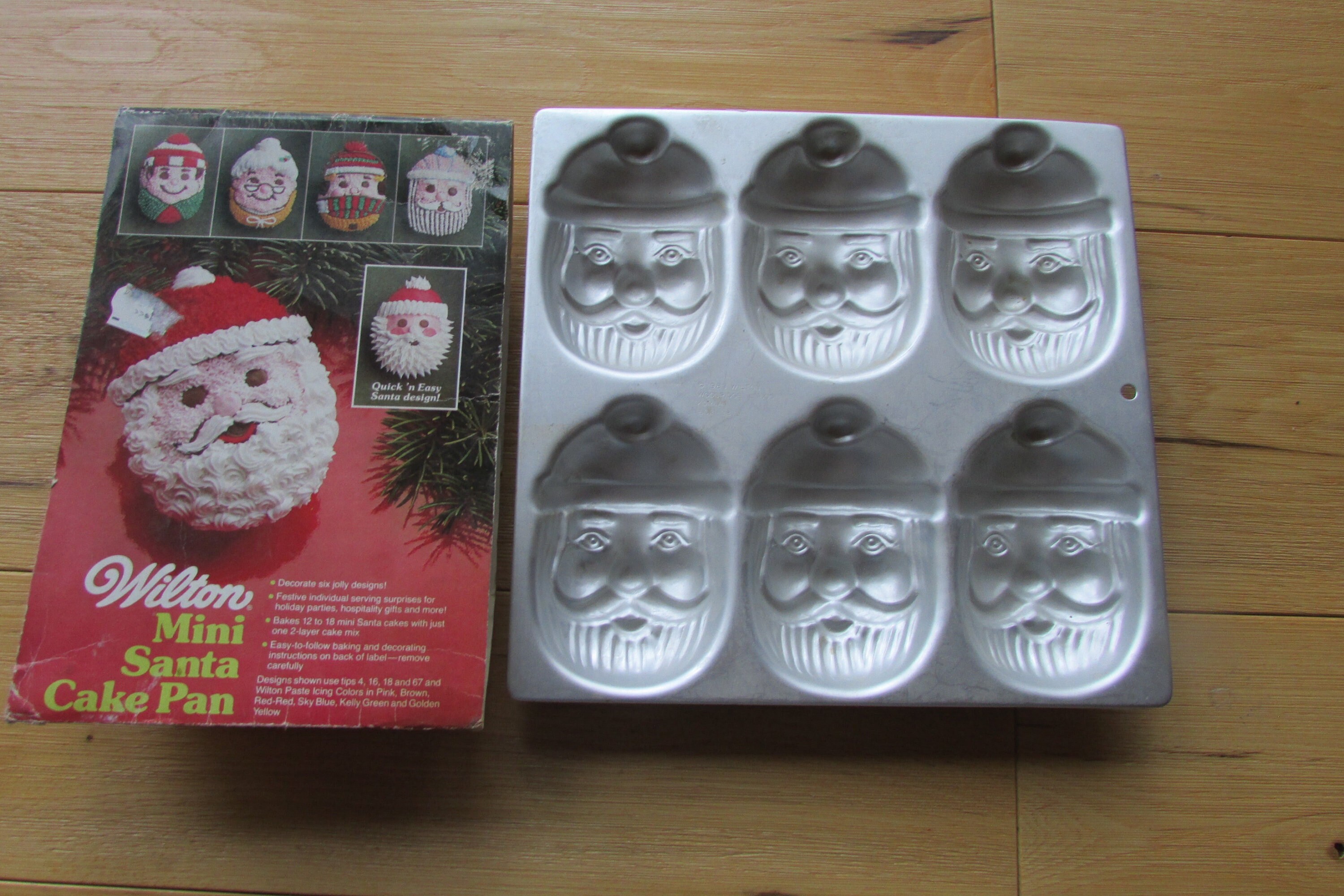 Vintage Mini Santa Cake Pan Wilton Enterprises 1983santa 