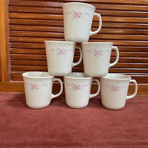 vintage Corning English Breakfast coffee cups