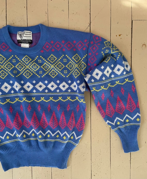 Vintage 80s 90s Ski sweater by Tyrolia by Head
