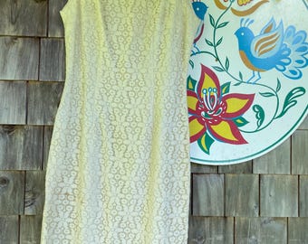 Vintage 60s mini dress floral lace sleeveless wedding dress off white
