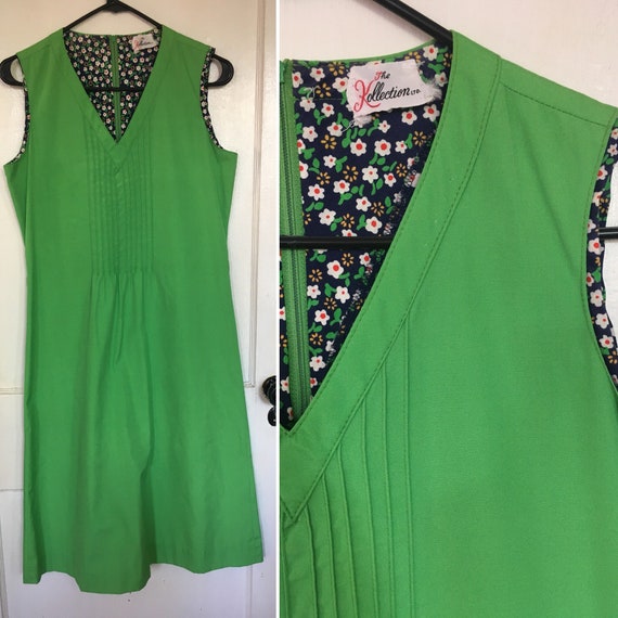 Vintage Kleid 12er Jahre a-Linie Ärmel kelly grün V-Ausschnitt Midi Länge  von The Kollection Ltd
