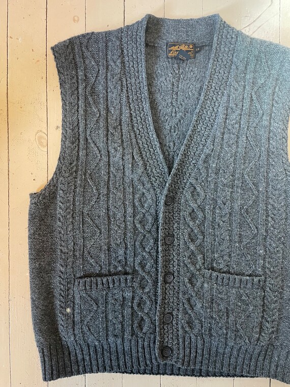 Vintage 90s wool vest cableknit pockets grandpa o… - image 1