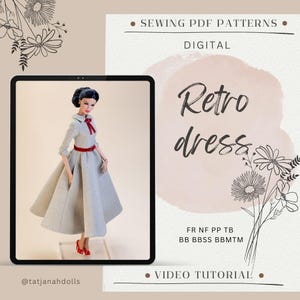 Könnte beinhalten: Eine Puppe in einem Retro-Kleid wird auf einem Tablet-Bildschirm gezeigt. Das Kleid ist hellgrau mit einem roten Gürtel und einer Schleife. Das Bild enthält den Text "Retro dress", "Sewing PDF Patterns" und "Video Tutorial".