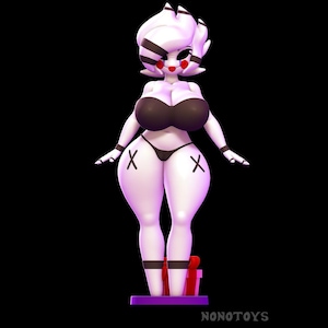 Peut inclure: Figurine 3D d'un personnage féminin à la peau blanche, avec des accents noirs et un bikini noir. La figurine a un visage stylisé avec des détails rouges et noirs. La figurine est sur une base violette avec un coffret cadeau rouge. Le texte "NONOTOYS" est visible.