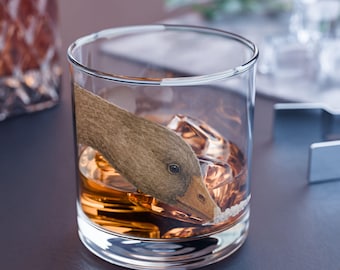 Goose Doing Cocaine Rocks Borrelglas - Bruin | 10 oz whiskyglas, watervogels drinkgerei