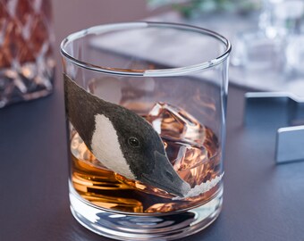 Goose Doing Cocaine Rocks Borrelglas - Zwart | 10 oz whiskyglas, watervogels drinkgerei