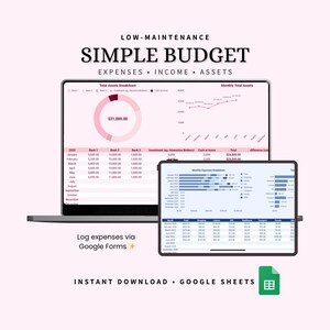 Puede incluir: Un portátil y una tableta muestran una plantilla de presupuesto simple con gráficos y tablas. El texto "SIMPLE BUDGET" está en la parte superior, con "EXPENSES • INCOME • ASSETS" debajo. La imagen incluye el texto "Log expenses via Google Forms" y "INSTANT DOWNLOAD • GOOGLE SHEETS".