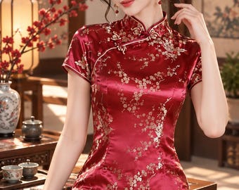 Blusa Qipao floral color burdeos, top Cheongsam chino de satén para mujer, camisa elegante con cuello mandarín, atuendo para festivales asiáticos.