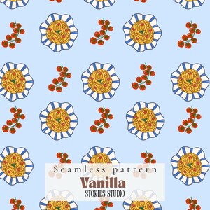 Op de afbeelding: Naadloos patroon met illustraties van spaghetti en kerstomaatjes op een lichtblauwe achtergrond. De spaghetti wordt geserveerd op een witte bord met een blauwe rand. Het patroon bevat ook de tekst "Seamless pattern Vanilla Stories Studio".