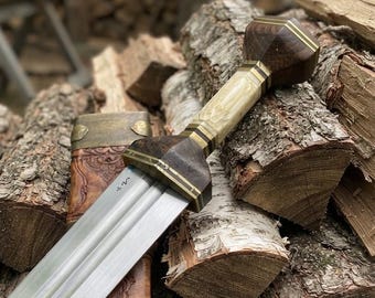 Handmade Roman Gladius Sword: Marcus Aurelius Inspired, High Carbon Steel Collector Piece