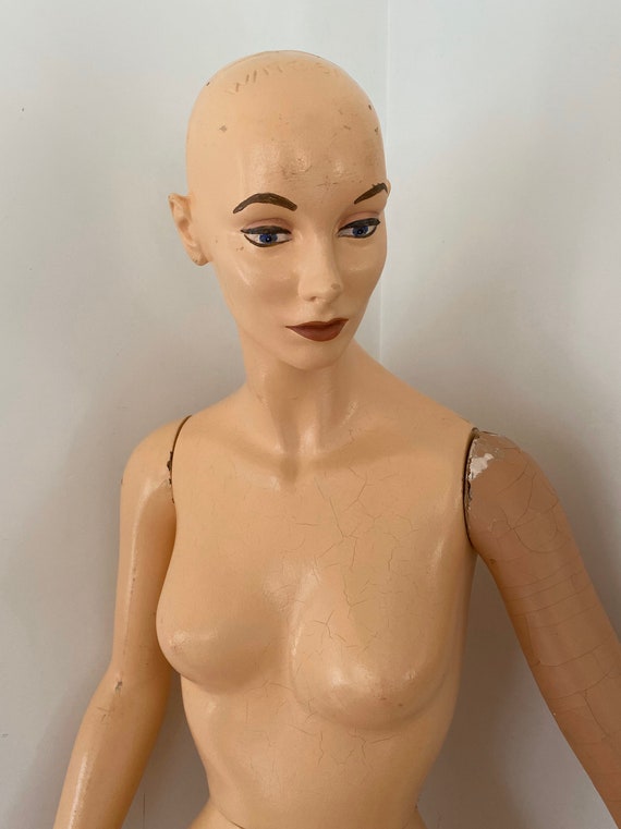 Vintage mannequin