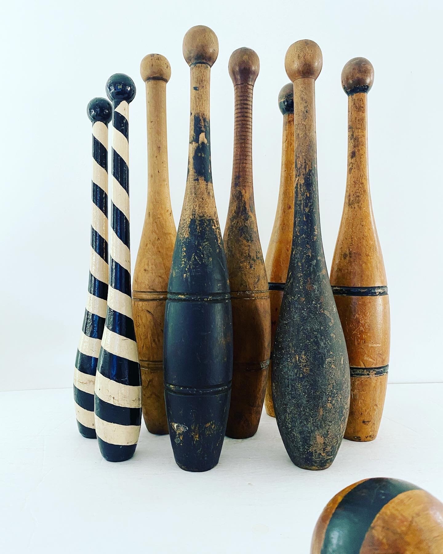 Antique Wooden Juggling Pins - Spaulding Circus Indian Clubs - Set 