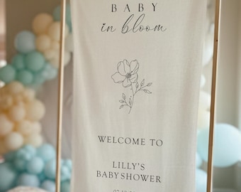 Spersonalizowany lniany napis „Baby in Bloom” – materiałowy baner na baby shower – tablica powitalna „Hello World” – spersonalizowana dekoracja baby shower i tło urodzinowe