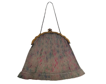 Bolso antiguo de malla metálica esmaltada Whiting & Davis con detalles de color y marco ornamentado.