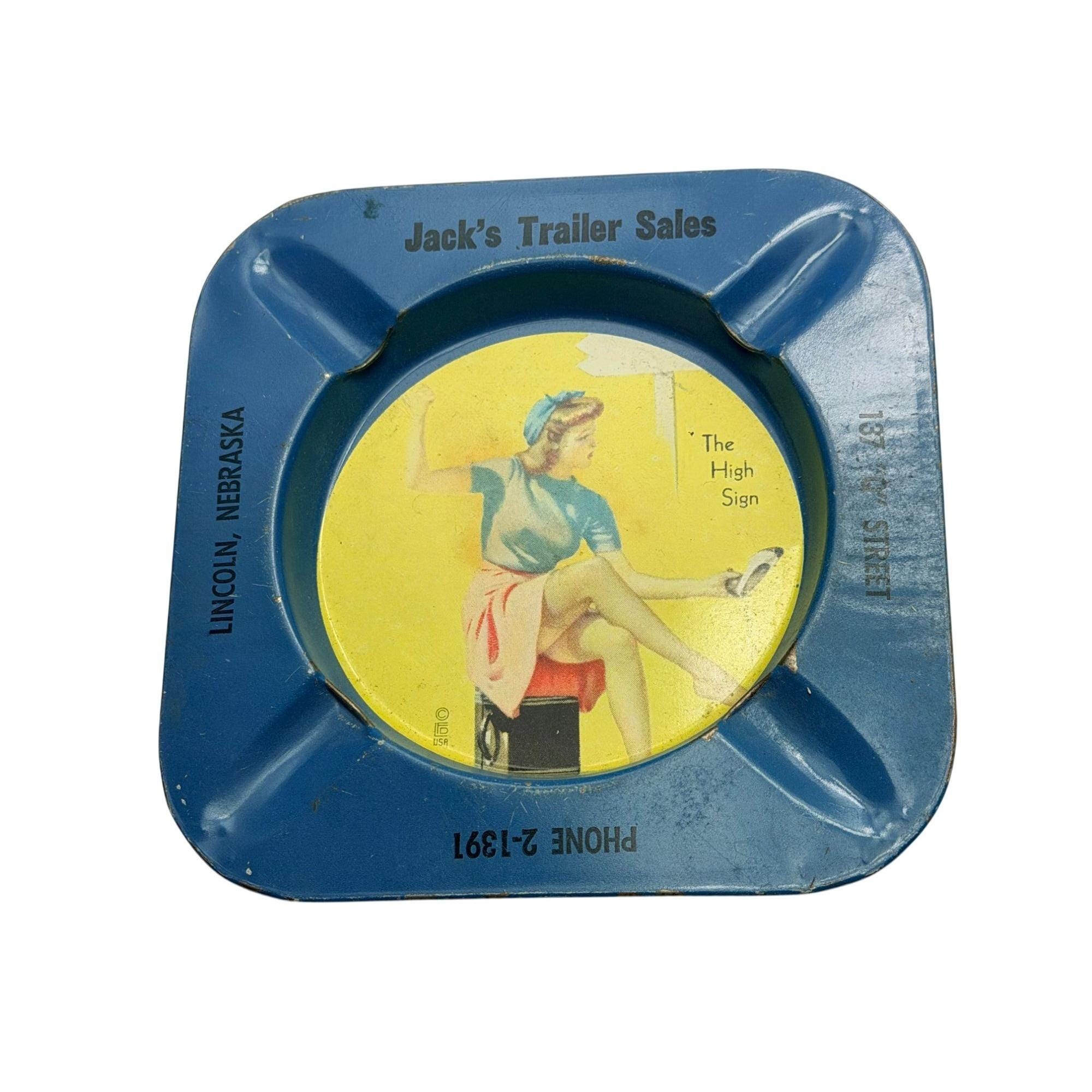Pin up Girl Ashtray - Etsy