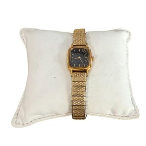 Vintage Seiko Womens Gold-Tone Square Watch With Black Dial & Expansion Band