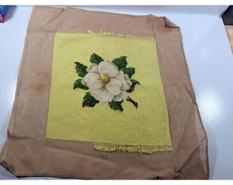 Vintage Needlepoint Magnolia Flower Canvas Lime Green Chair Pad 14x14" finish