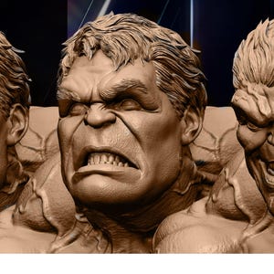 Puede incluir: Una serie de tres esculturas marrones de la cabeza de Hulk, cada una representando una expresión diferente: rugiendo, gruñendo y sonriendo. Las esculturas muestran rasgos faciales detallados y definición muscular, capturando la ira y el poder del personaje.