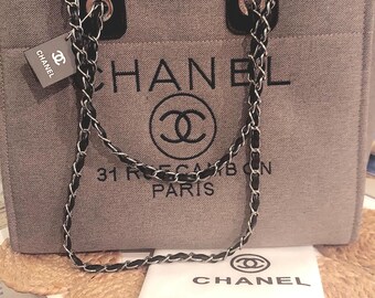 Vintage Chanel GWP 2 way Deauville tote bag EUC