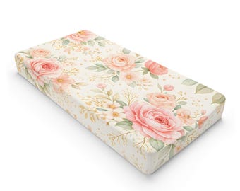 Funda para cambiador de bebé con estampado floral rosa en acuarela / Diseño floral para habitación infantil