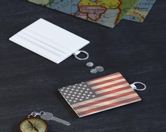 Tarjetero de piel saffiano con diseño de la bandera estadounidense envejecida