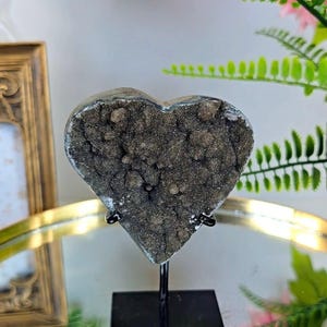 Rainbow Amethyst Heart On Stand Ch89