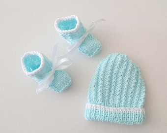 Premature Baby Gift Pack - Mint colour : Cotton Booties and Beanie 4-6 pounds