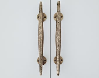 Handgefertigte Schrankgriffe aus Massivem Messing, Antike Möbelgriffe.