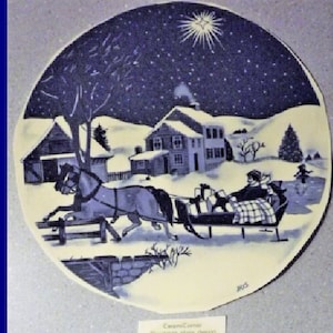 Vintage Water Mount Decal  -  Christmas Collector Plate Decal 1980 - Winter Sleigh Ride - Large Size