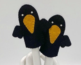 Crow finger puppet | Etsy