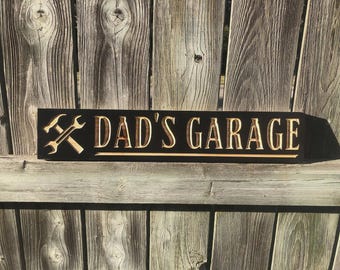 Personalized Rustic Garage Sign – Custom Dad’s Garage Decor, Man Cave Gift, Rustic Wall Art, Wood Garage Name Sign