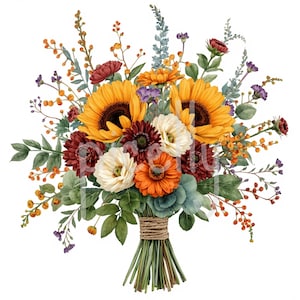 Pode incluir: Um buquê de flores com dois grandes girassóis amarelos, ranúnculos brancos e laranja, e dálias vermelho-escuras. O arranjo inclui folhagem verde, pequenas bagas laranja e flores silvestres roxas, atadas na base com um cordão.