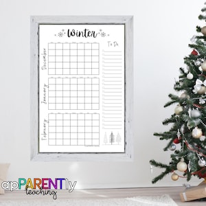 Op de afbeelding: Een printbare winterkalender met secties voor december, januari en februari. De kalender heeft een to-do-lijst aan de rechterkant en een eenvoudig ontwerp met sneeuwvlokken en bomen.