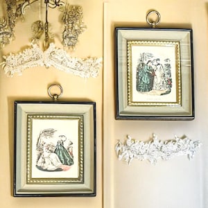 Par de impresiones enmarcadas de La Mode Illustrated de Gilquin Fils y Leroy Imp / Anuncios de moda victoriana / Decoración de pared / Arte de pared / Tapices