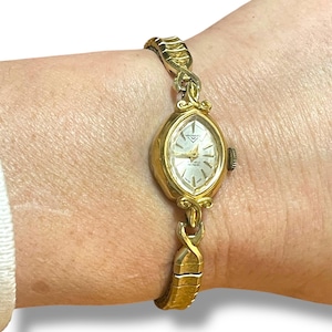 Mouvement De Montre Femme Vintage Loretta – Swiss Made 17 Bijoux – Occasion