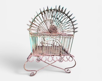 Jaula para pájaros de hierro forjado verde de los años 50 – Jaula de alambre con detalles ornamentales de estilo victoriano – Decoración rústica de jardín estilo shabby chic