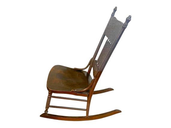 ロッキングチェア　椅子　背もたれつき　古家具　古道具　アンティーク　昭和レトロ ロッキングチェア 椅子 背もたれつき 古家具 古道具 アンティーク 昭和