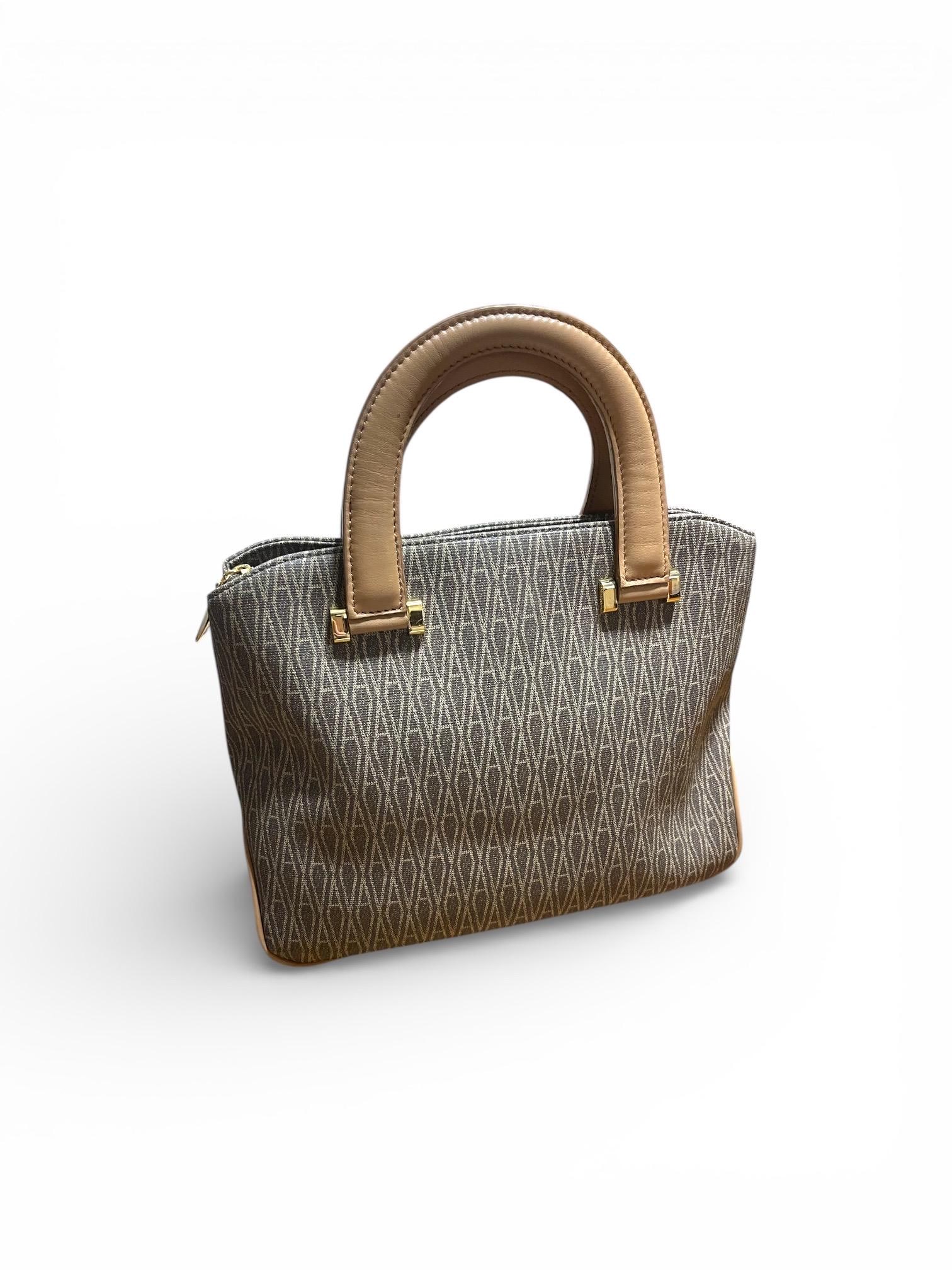 Adrienne handbags - Etsy 日本