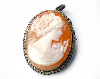 Vintage Pink Carved Shell Cameo Pendant Brooch with .925 Sterling Silver / Vintage Jewelry