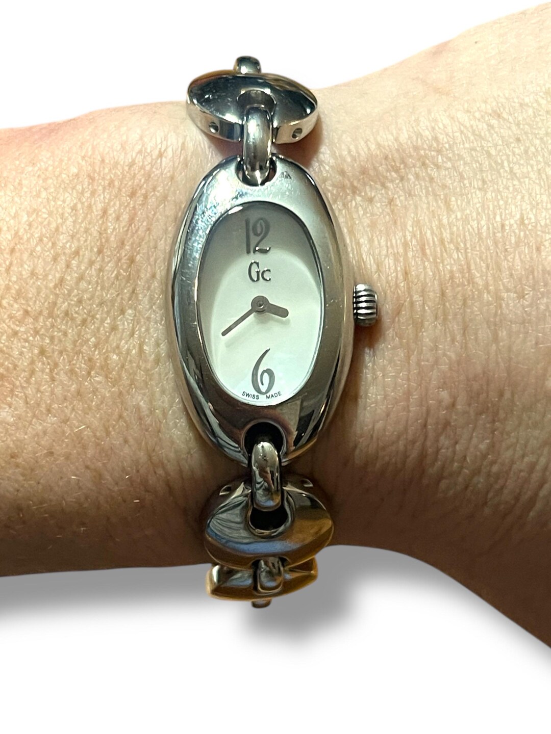 Vintage Y2K GUESS Collection Silver Metal Women display picture 3